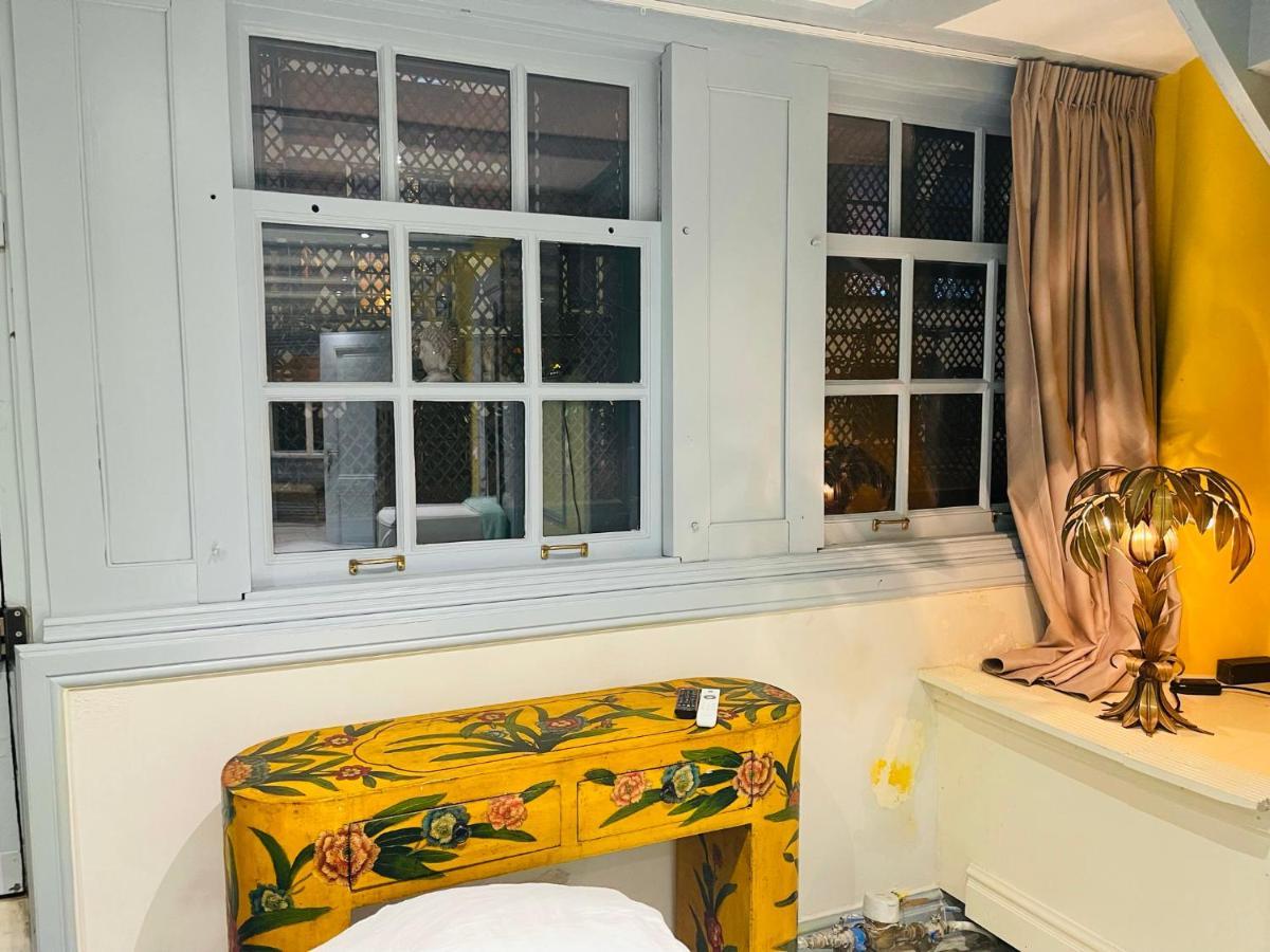 Redlightdistrict Chinacitycentre Partypalace Bed & Breakfast Amsterdam